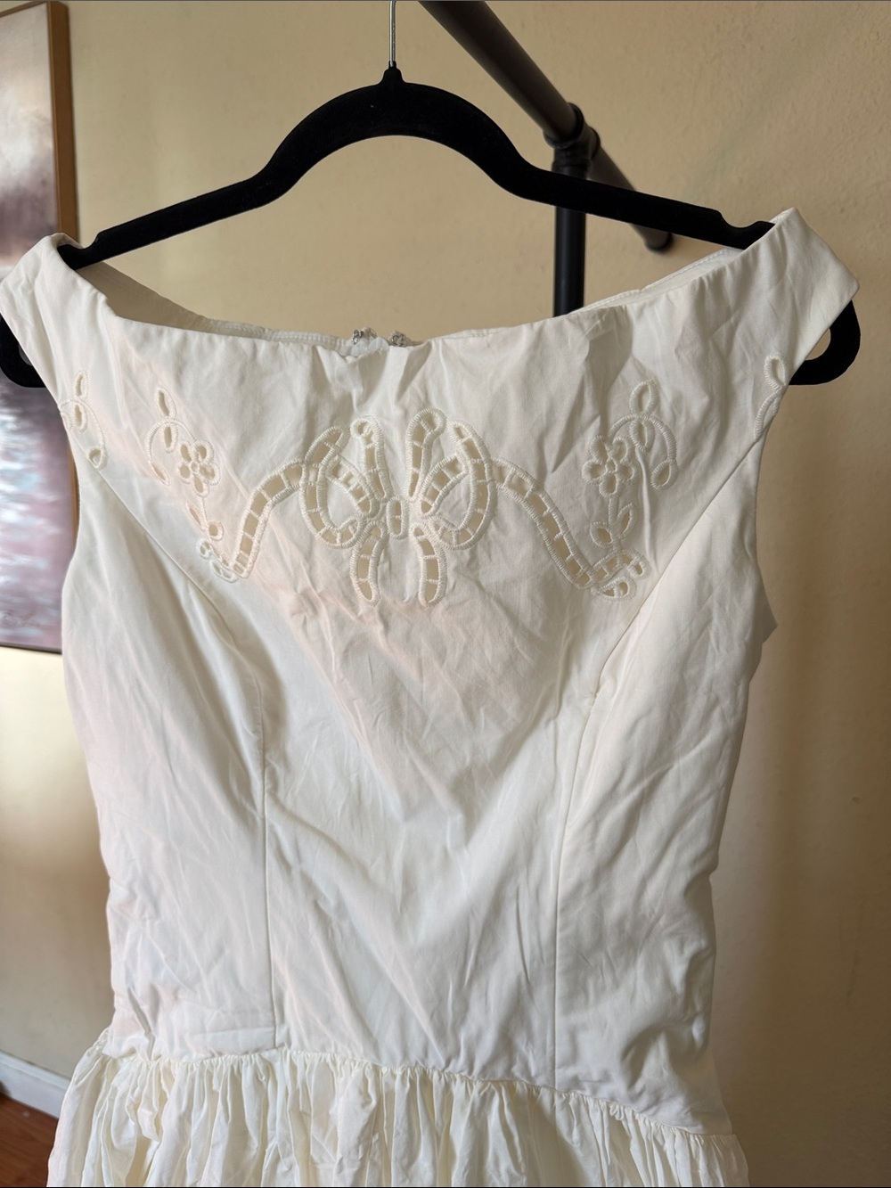 House of CB Lauren White Cotton Broderie Anglaise Boat Neck NWOT size M - Picture 8 of 11